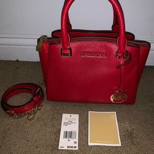 Michael Kors Maxine Small Messenger